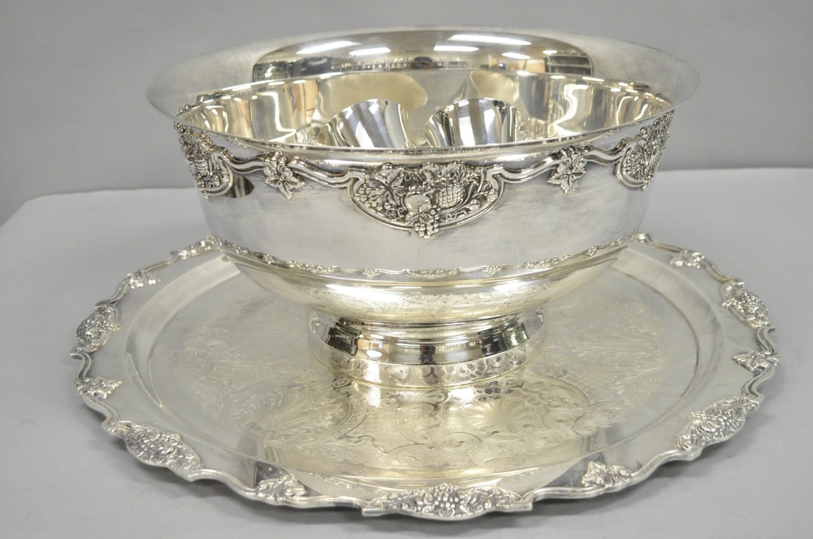 Vintage Wallace Harvest Silver Plated Grapevine Punch Bowl Set w/ 12 Cups & Tray