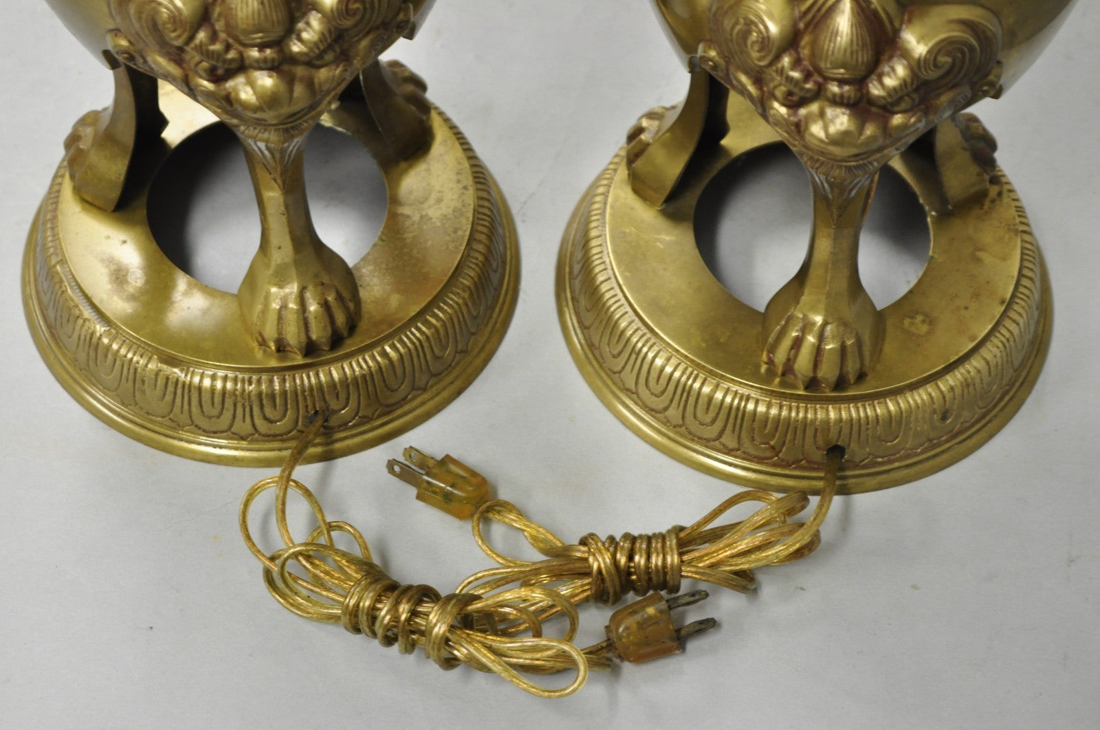 Vintage Chinoiserie James Mont Style Bronze Chinese Foo Dog Table Lamps (B) Pair