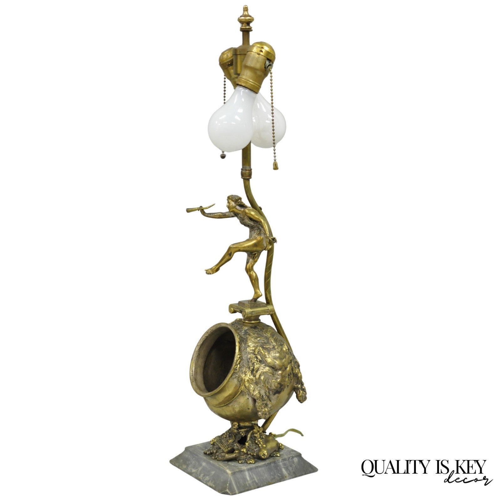 Antique French Renaissance Bronze Figural Game Hunting Lion Desk Table Lamp