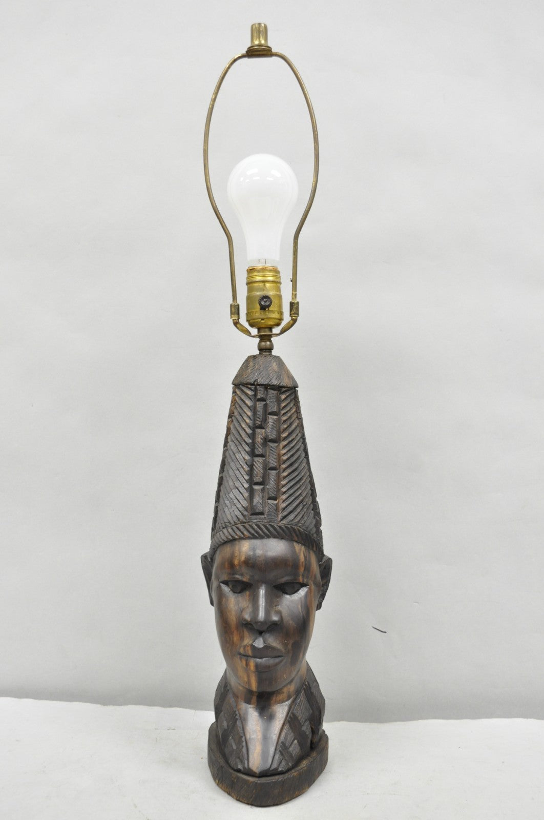 Vintage African Primitive Carved Ebony Wood Benin Bust Head Sculpture Table Lamp