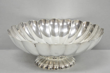 Vintage Reed & Barton Modern Silver Plated Oval Scalloped Pedestal Fruit Bowl