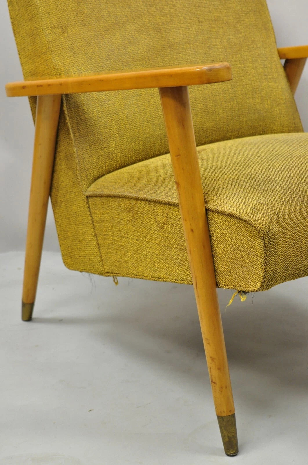Vintage Mid Century Modern Blonde Wood Paul McCobb Style Paddle Arm Lounge Chair