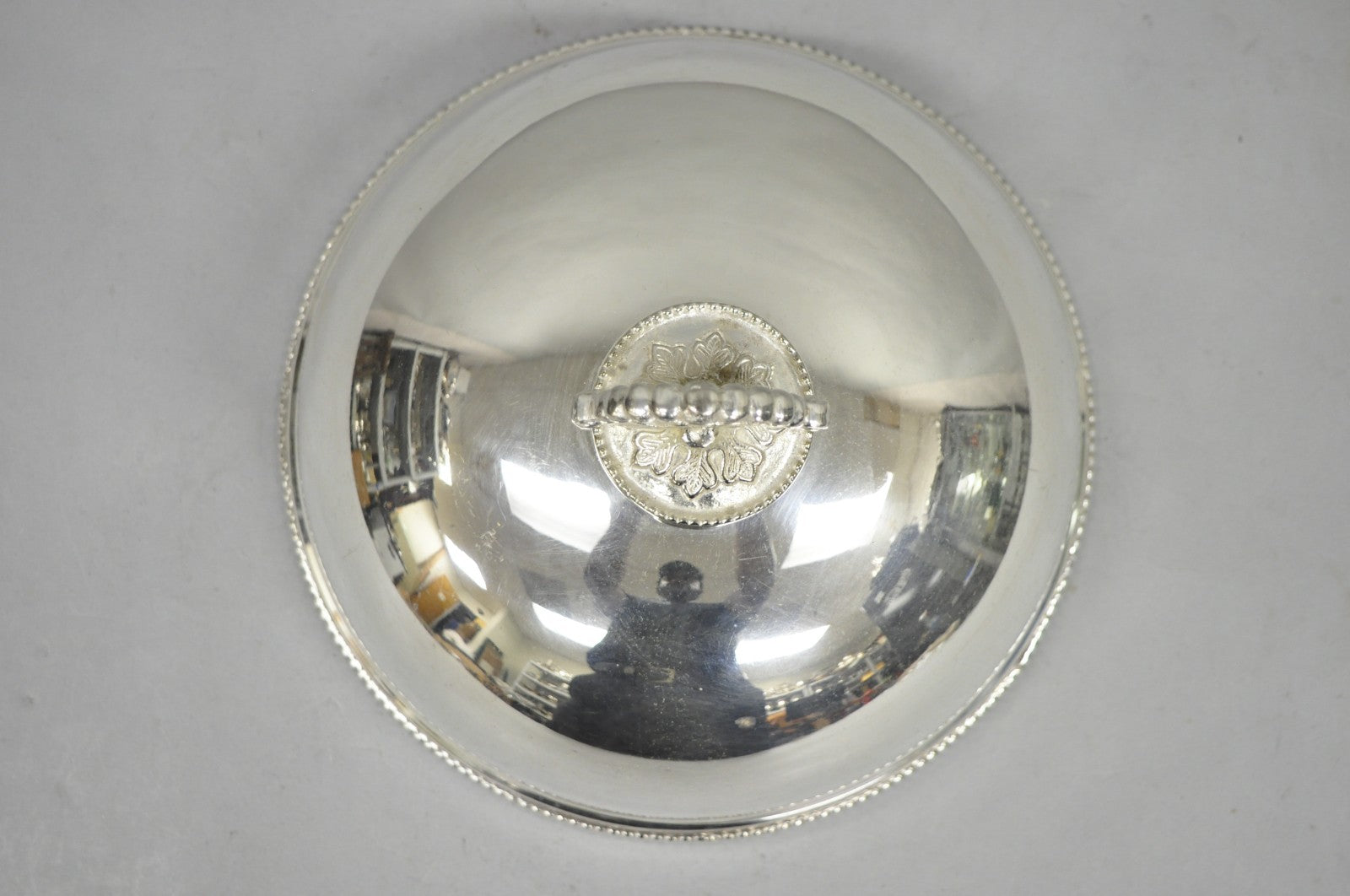 Vintage English Edwardian Style Silver Plated 10" Round Serving Dish Plate Cover