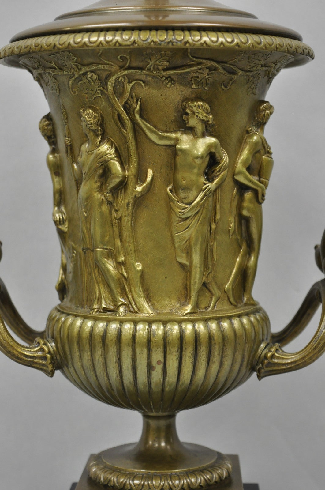 Antique Clodion French Neoclassical Figural Bronze Trophy Cup Urn Table Lamp