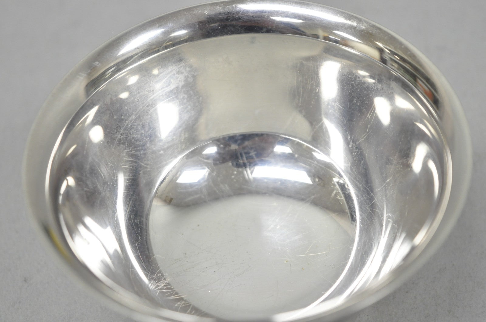 Vintage Reed & Barton Paul Revere Design Silver Plated Small Nut Dish Bowl