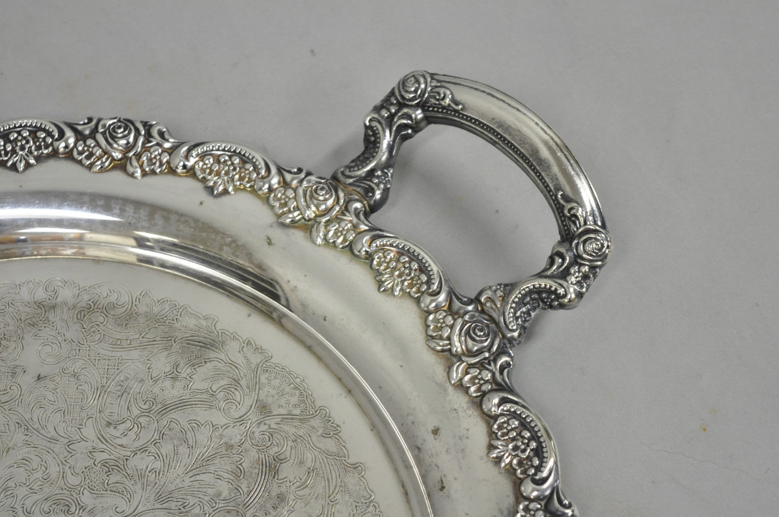 Vintage Oneida Victorian Silver Plated Twin Handle Round Bar Serving Tray