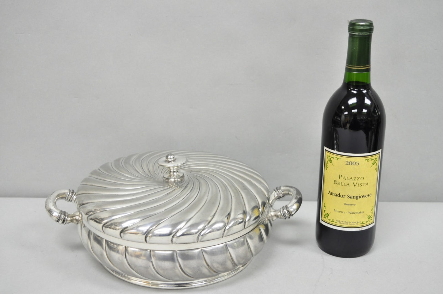 Antique Meriden B Co Spiral Swirl Silver Plated Covered Serving Dish Tureen Pair
