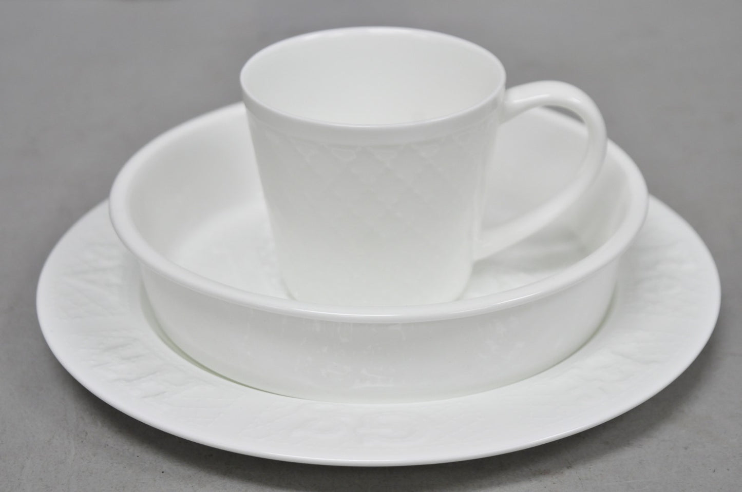 Lauren Ralph Lauren "Mackenzie Quilt" 3 Pc Bone China Children's "ABC" Dish Set
