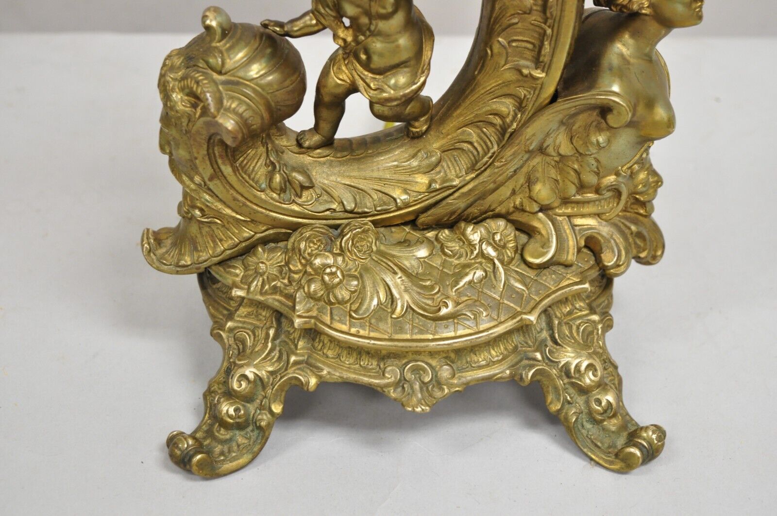 Antique French Louis XV Renaissance Style Figural Bronze Cherub Putti Table Lamp