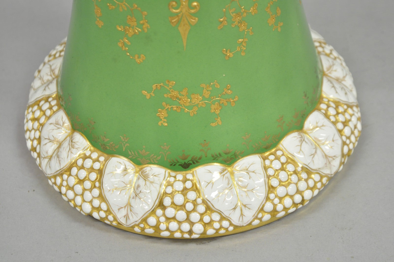 Antique Victorian Green Austrian Porcelain Hand Painted Flower French Table Lamp