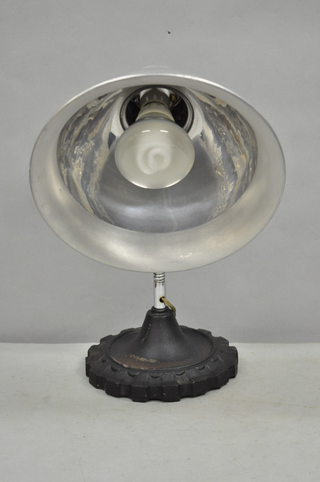 Vintage Industrial Modern Steampunk Cast Iron Gear Gooseneck Task Table Lamp