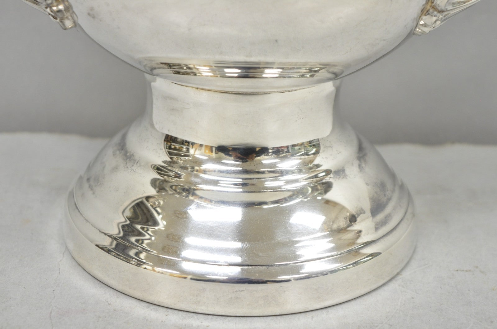 Vintage Leonard Silver Plated Trophy Cup Urn Champagne Chiller Bar Ice Bucket