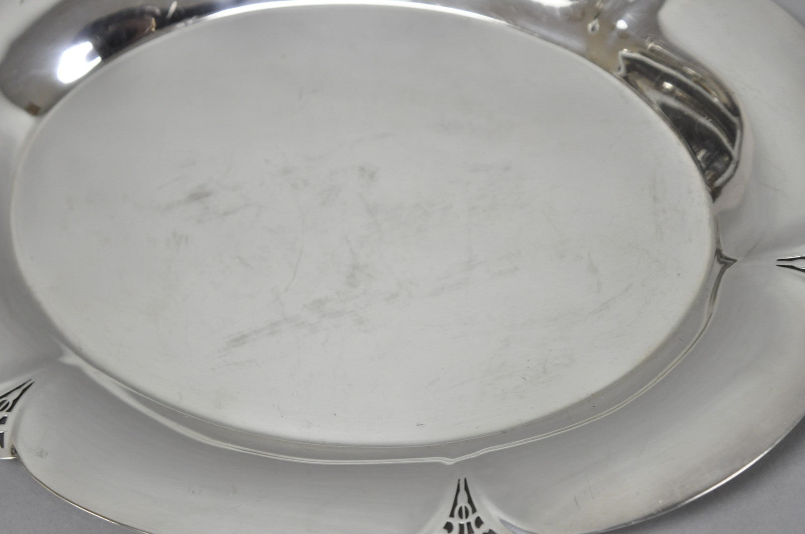 Vintage Art Deco WM Rogers 411 Silver Plated Small Oval Scalloped 11" Dish Tray
