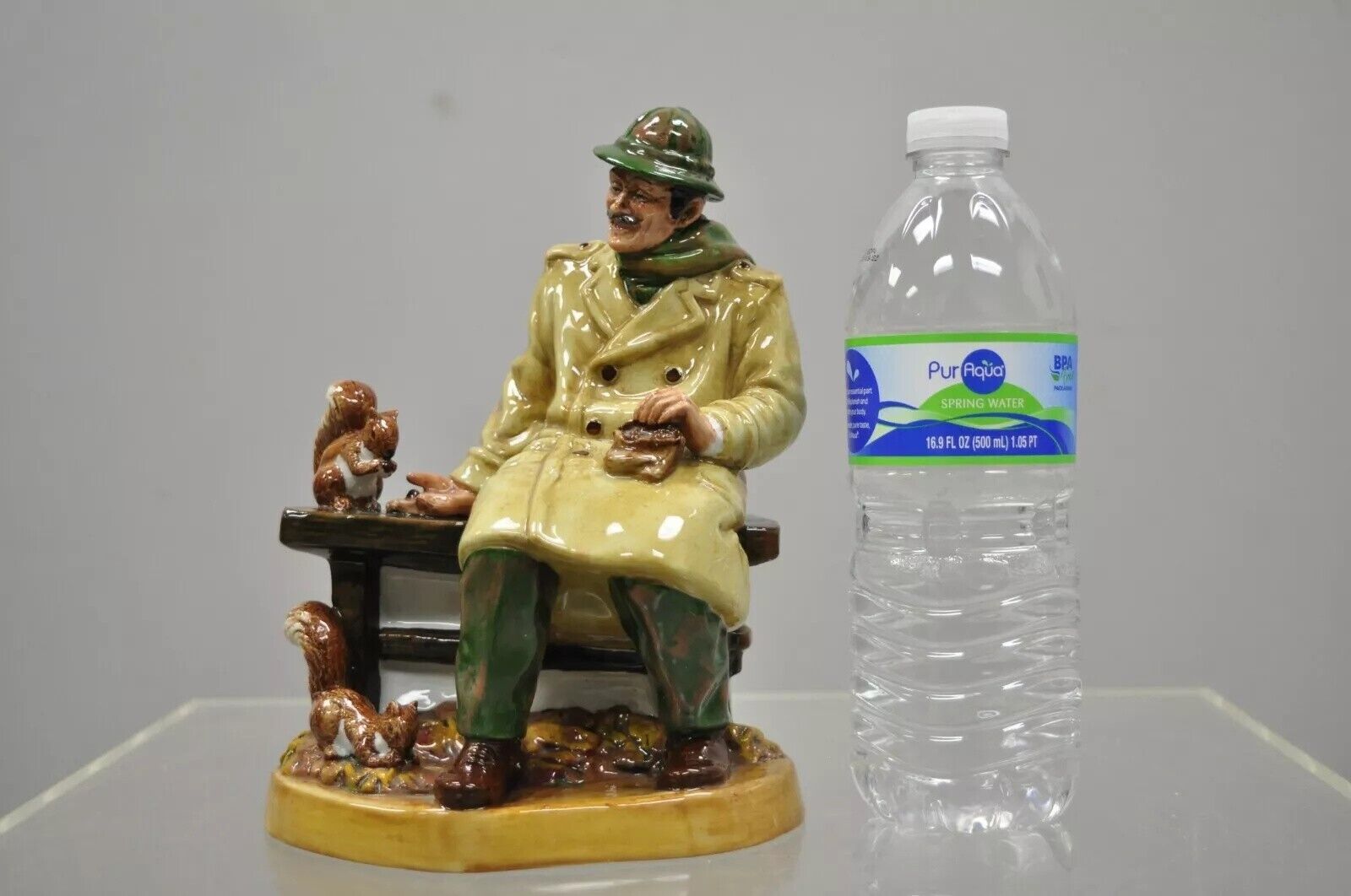 1972 Royal Doulton Lunchtime Figurine NH 2485 Old Man Feeding Squirrels