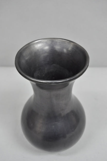 Dona Rosa Barro Negro Black Pottery 9" Bulbous Flower Vase Mid Century Modern