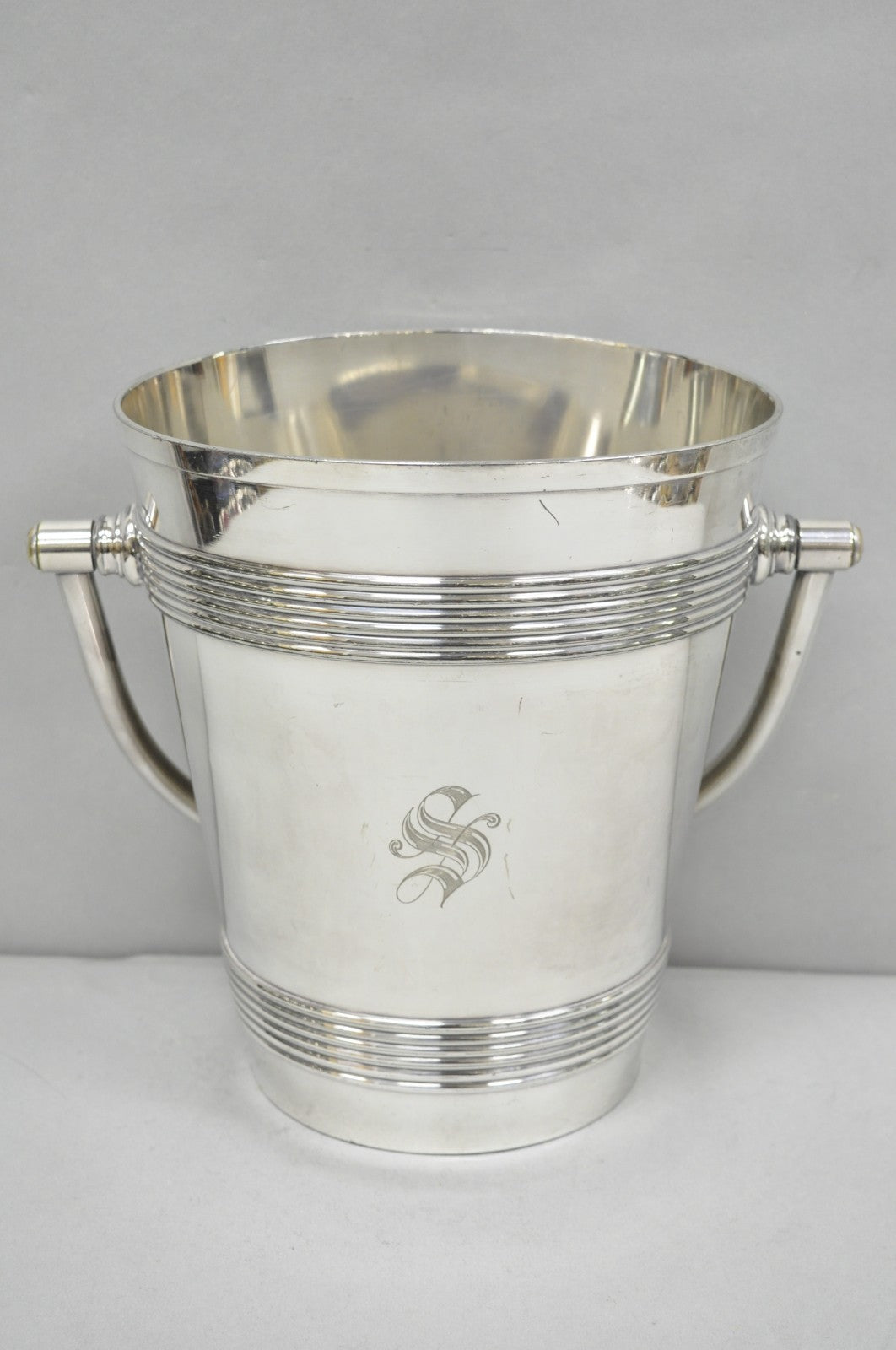 International Wilcox English Regency Silver Plated Champagne Ice Bucket "S" Mono