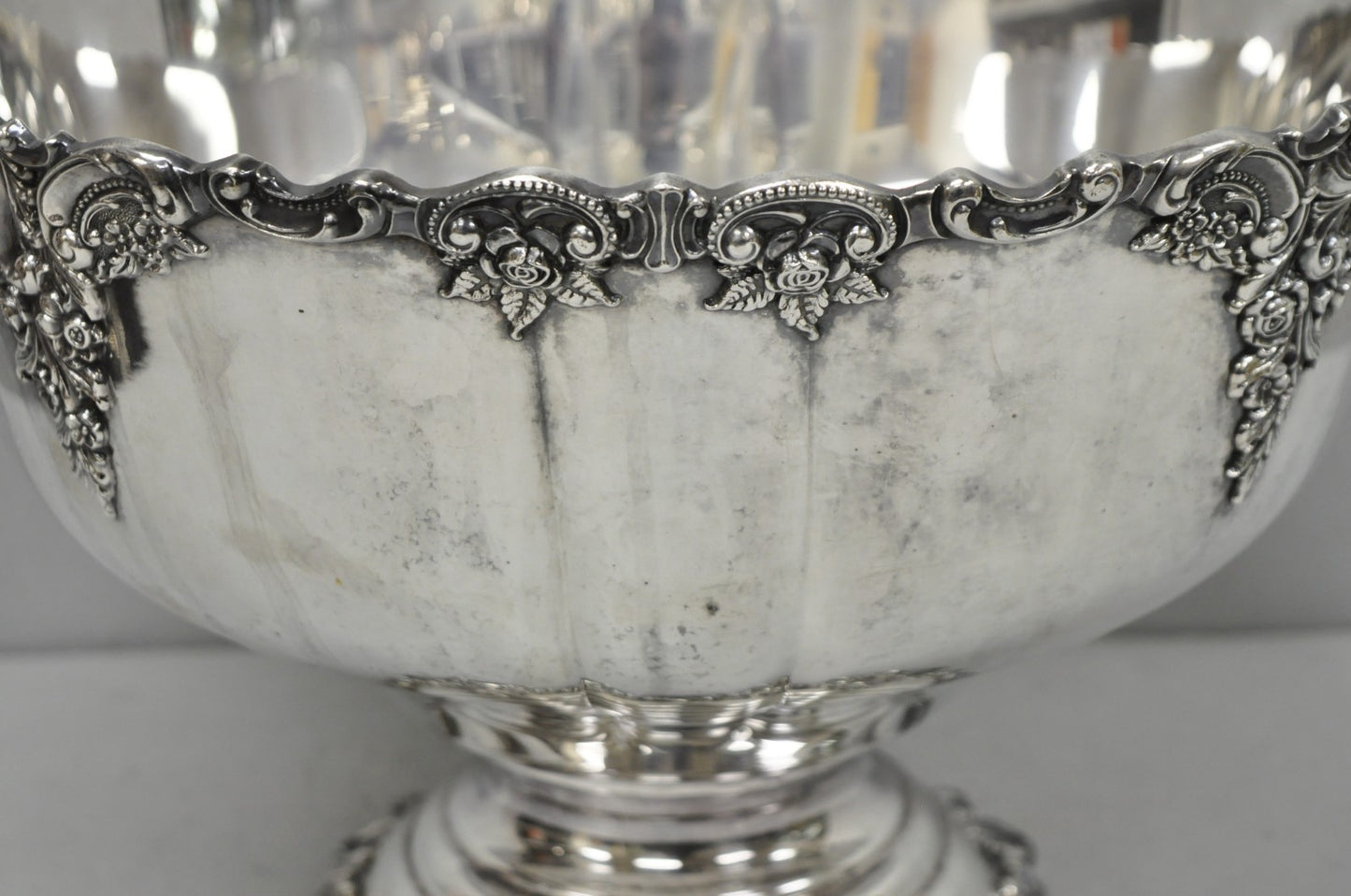 Vintage Baroque by Wallace 252 & 253 Silver Plated Punch Bowl Set w/ 10 Cups