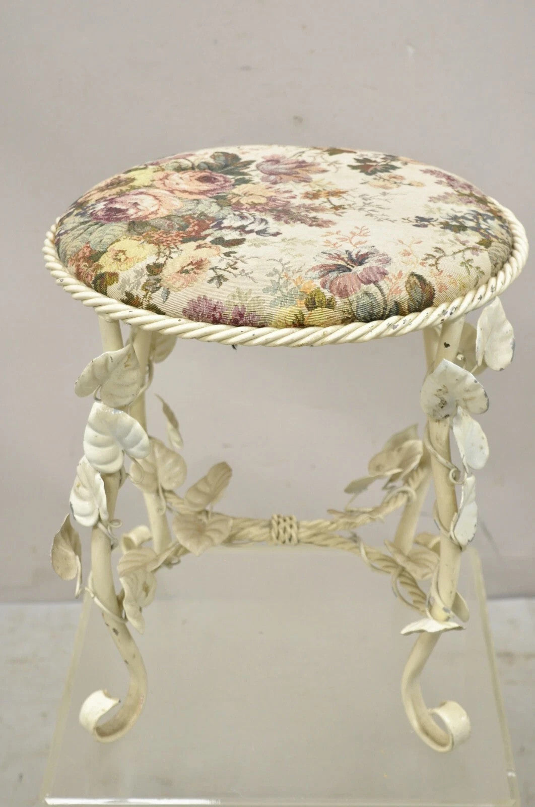 Vintage Italian Hollywood Regency White Metal Rope Floral Vanity Bench Stool