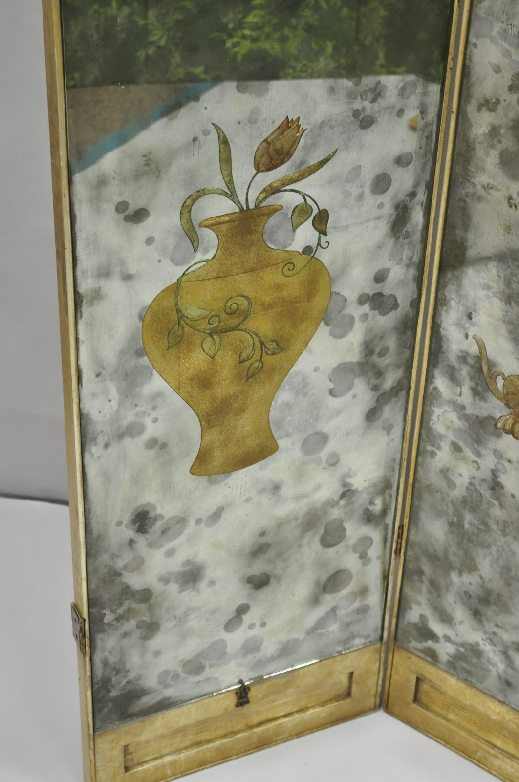 Antique Chinoiserie Oriental Eglomise Antiqued Mirror Glass 3 Panel Room Screen