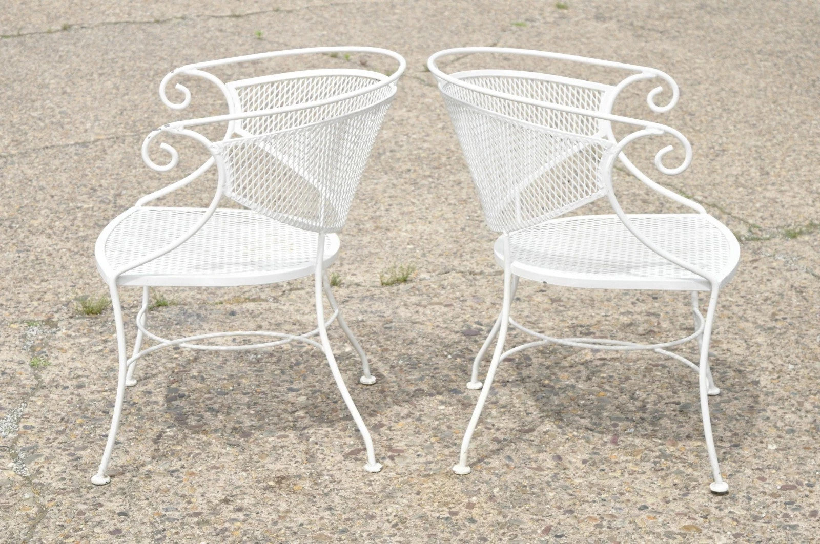 Vintage Hollywood Regency Scrolling Wrought Iron Barrel Back Patio Chairs Set 4