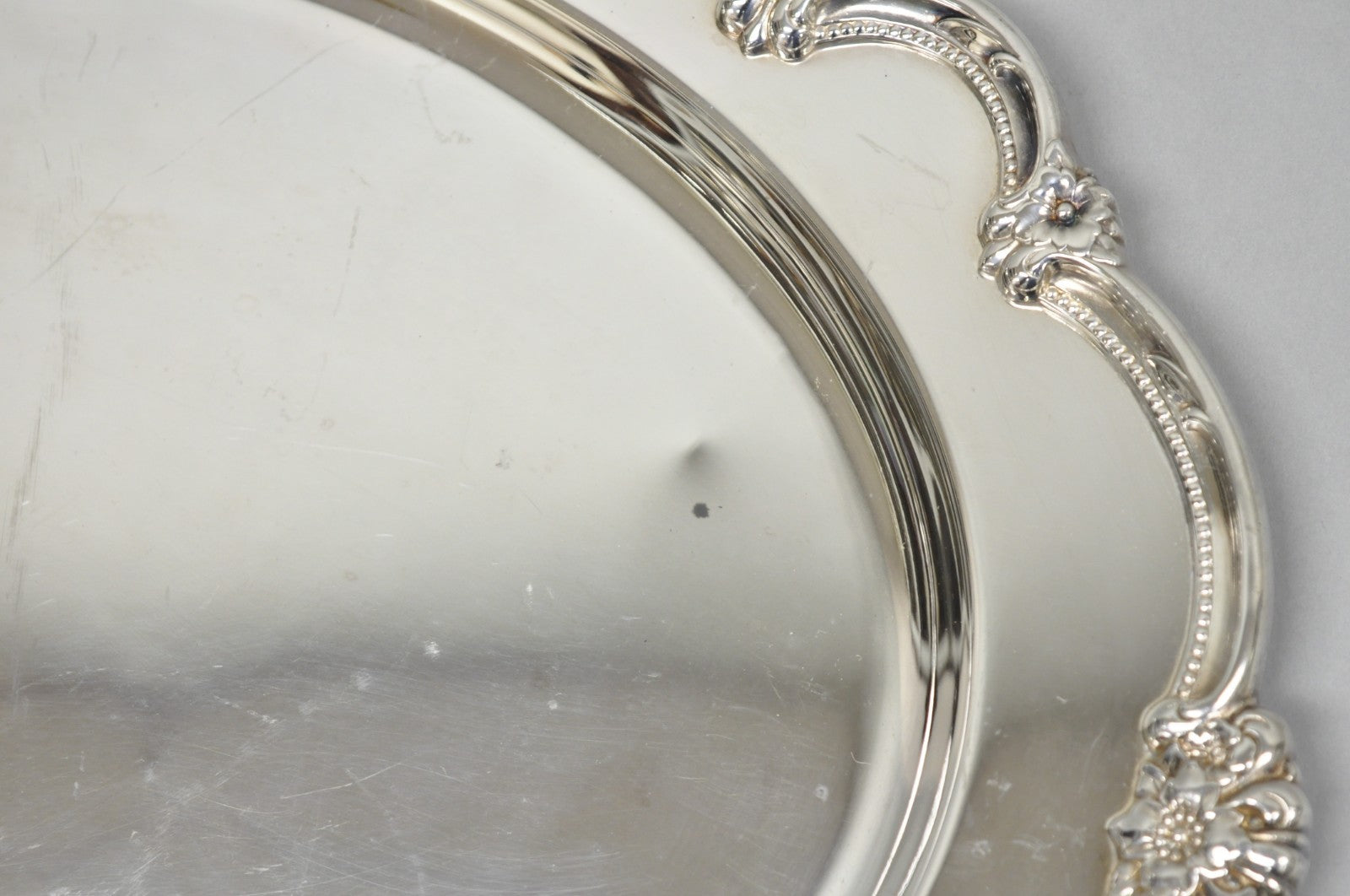 Vintage 1847 Rogers Bros "Remembrance" Oval Silver Plated Serving Platter Tray