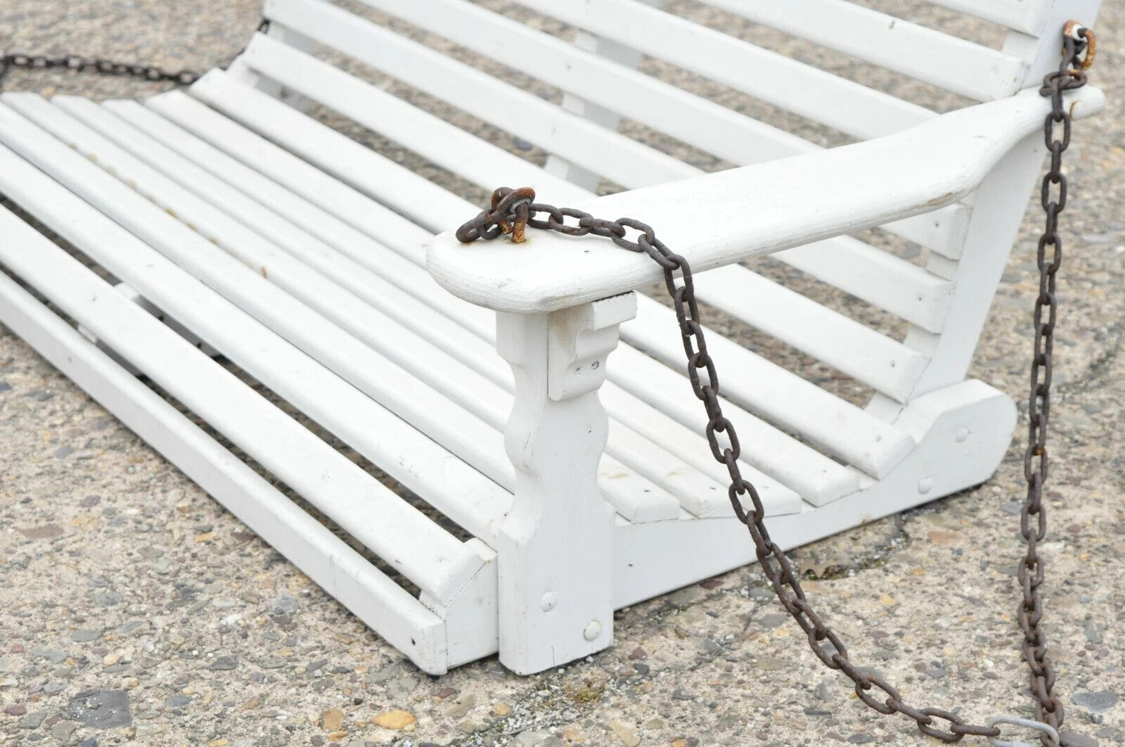 Vintage White Painted Wooden Slat Hanging Garden Patio Bench Love Seat Swing