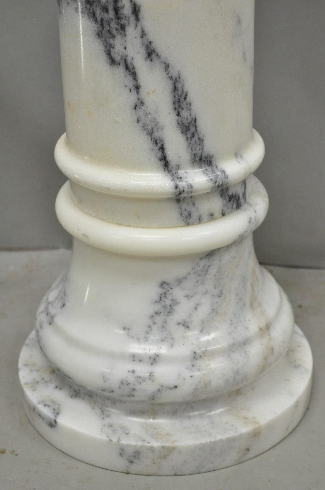 Vintage Italian Classical White Marble Column Form Round 32" Pedestal Bust Stand