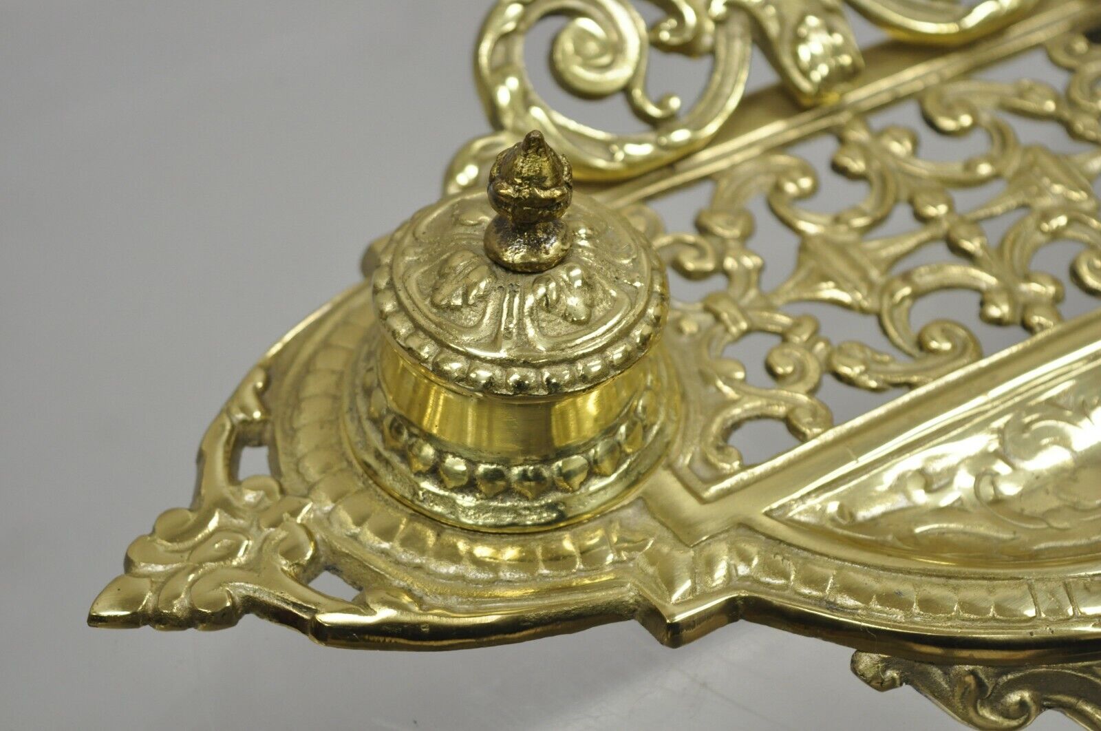 Vintage Brass Lion Head Italian Victorian Empire Double Pen Inkwell