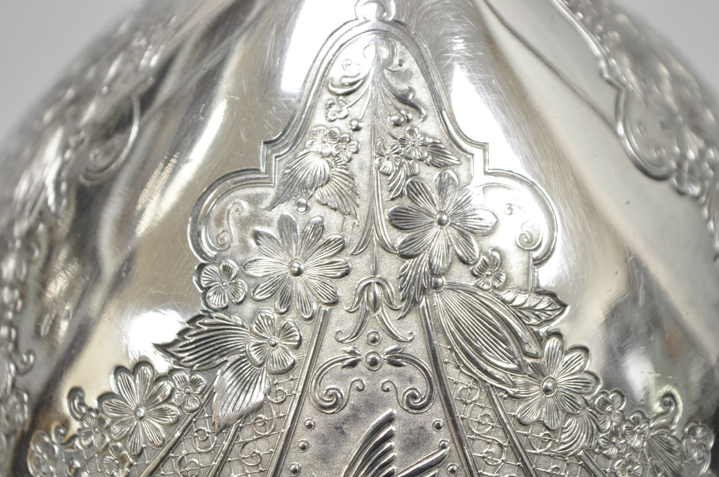 Antique English Art Nouveau Silver Plated Covered Butter Serving Dish w / Birds