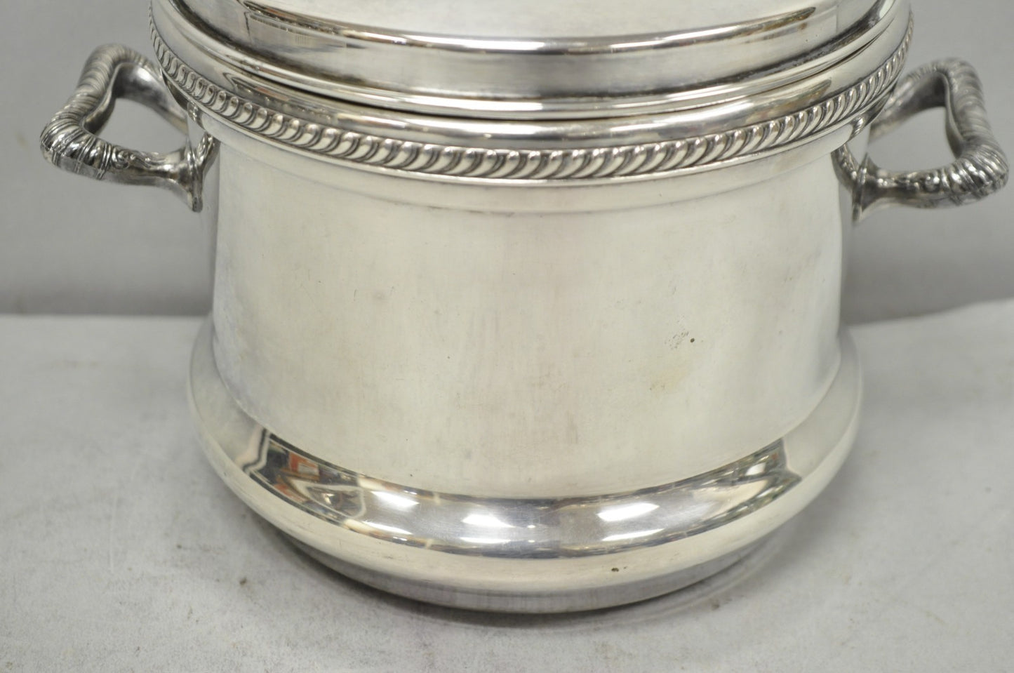 Vintage FB Rogers English Regency Silver Plated Coat of Arms Covered Ice Bucket