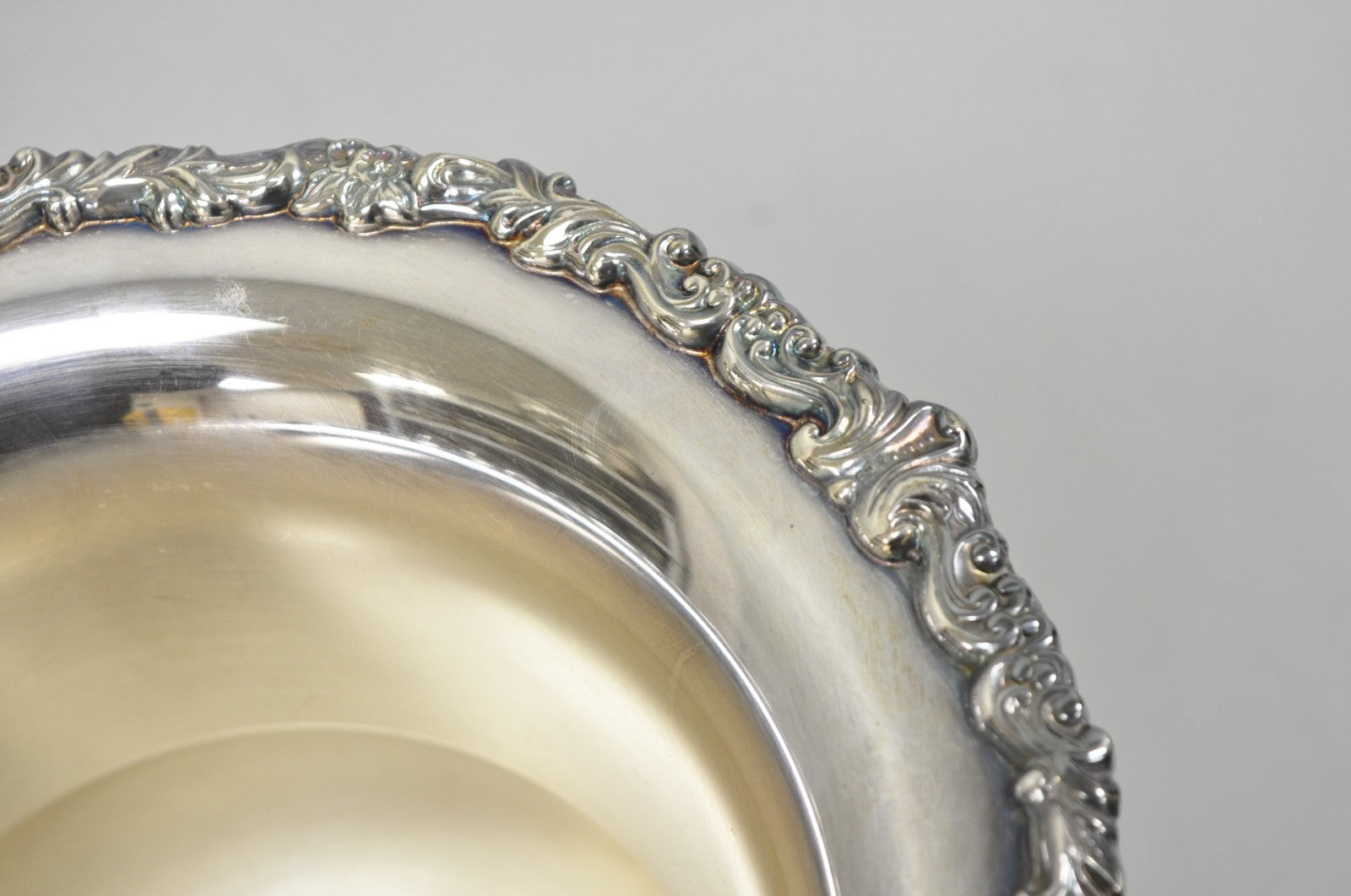 Vintage Sheridan Silver Plated Trophy Cup Urn Champagne Chiller Ice Bucket