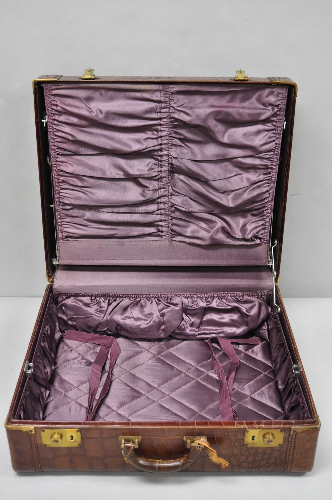 Vintage Art Deco Brown Leather Faux Crocodile Hard Case Suitcase Luggage