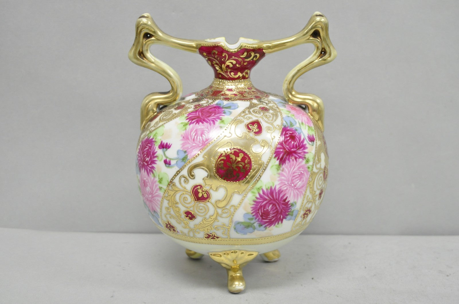 Antique Nippon Moriage Porcelain Twin Handle Ball Vase w/ Hand Painted Roses