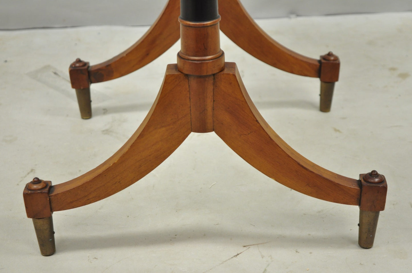 Vintage Weiman Heiroom French Empire Regency Style Black Leather Top Side Table