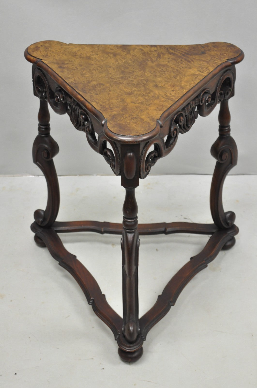 Antique Burl Walnut William & Mary Jacobean Triangular Accent Side Table