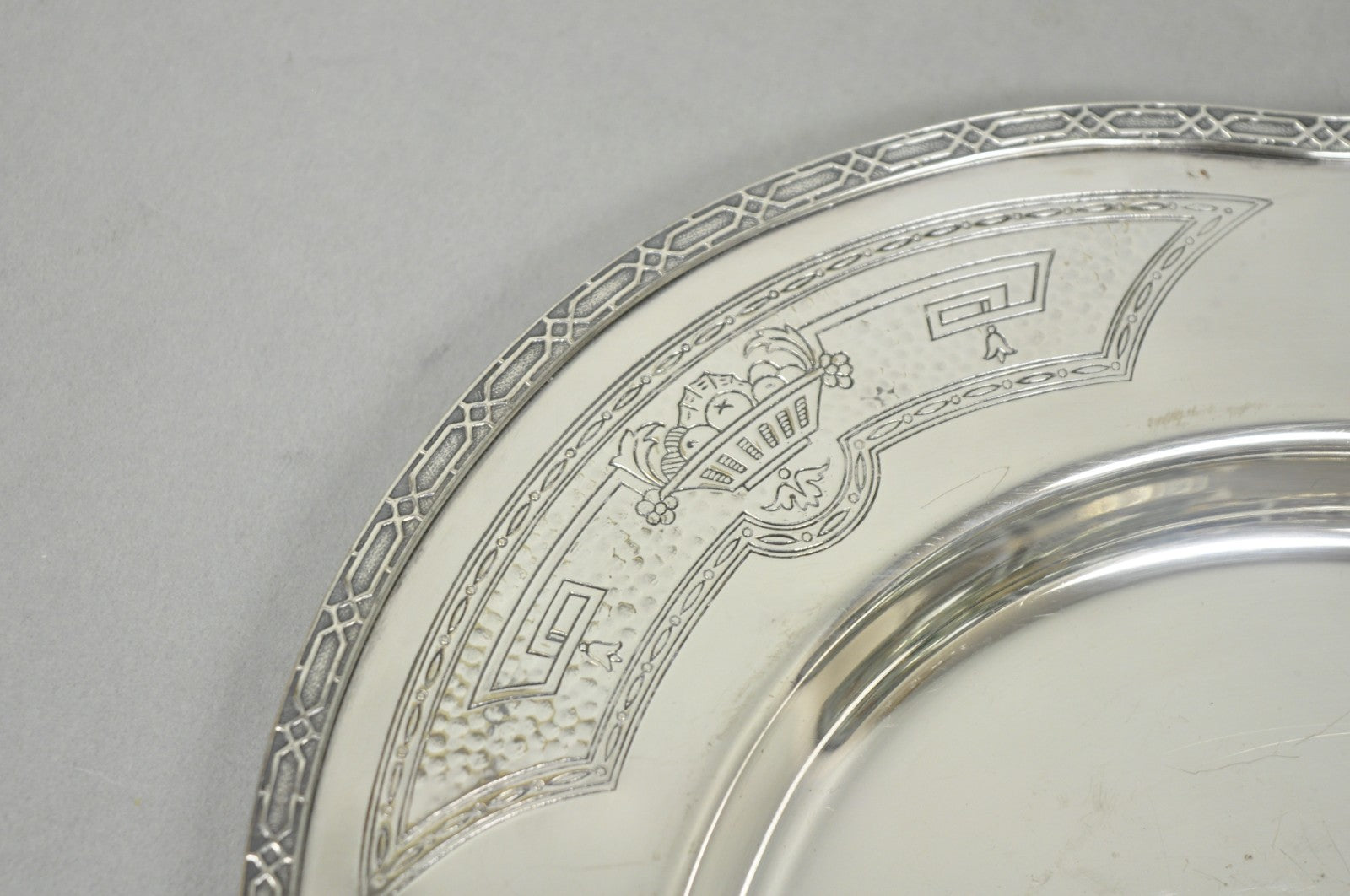 Vintage Victorian Benedict Hammer Craft 302 Silver Plated Harvest Serving Tray
