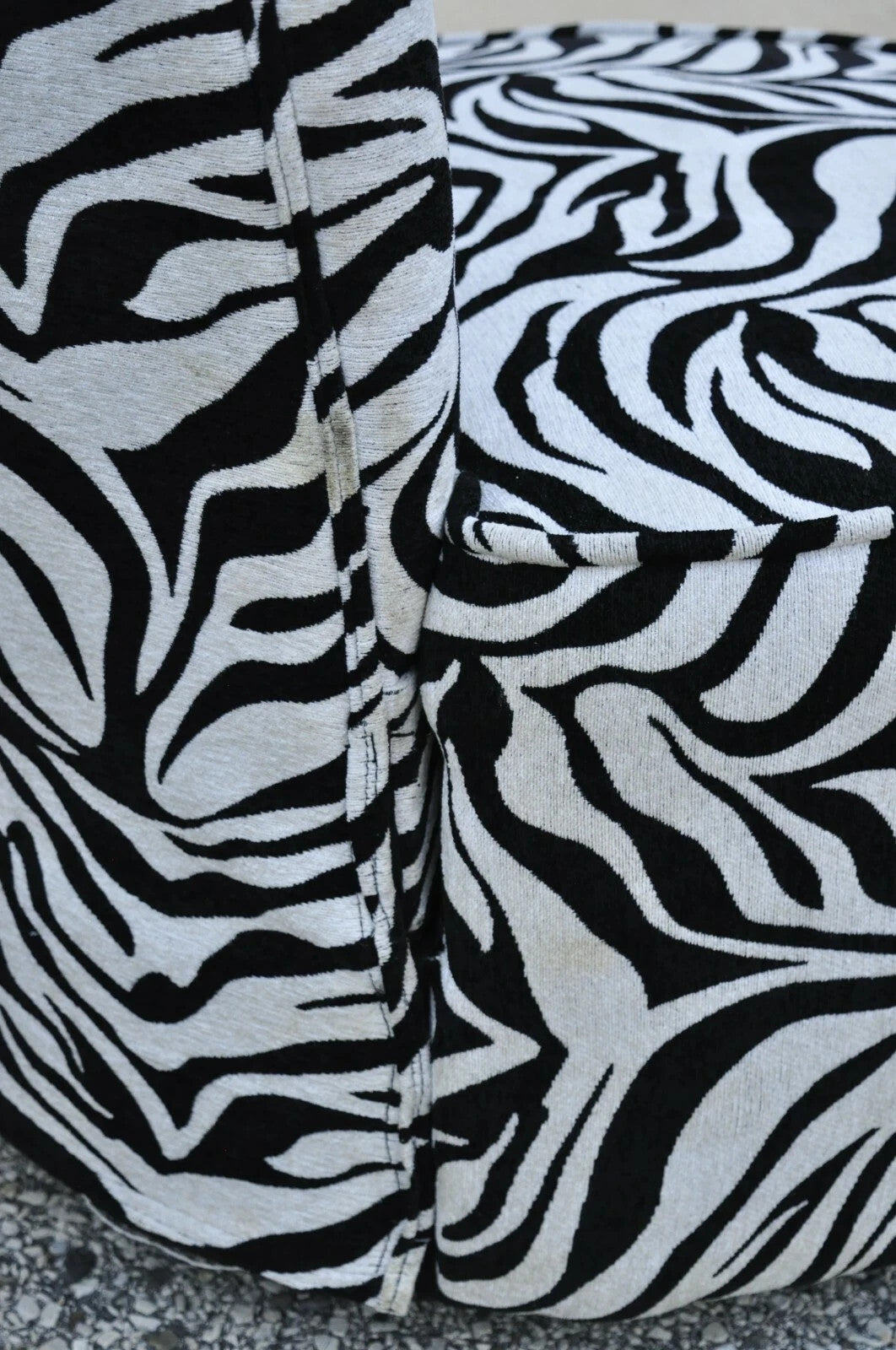 Contemporary Modern Zebra Print Upholstered Round Swivel Club Lounge Chair