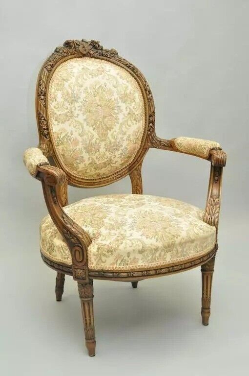 French Victorian Louis XVI Style Finely Carved Walnut  Musical Instrument Chair