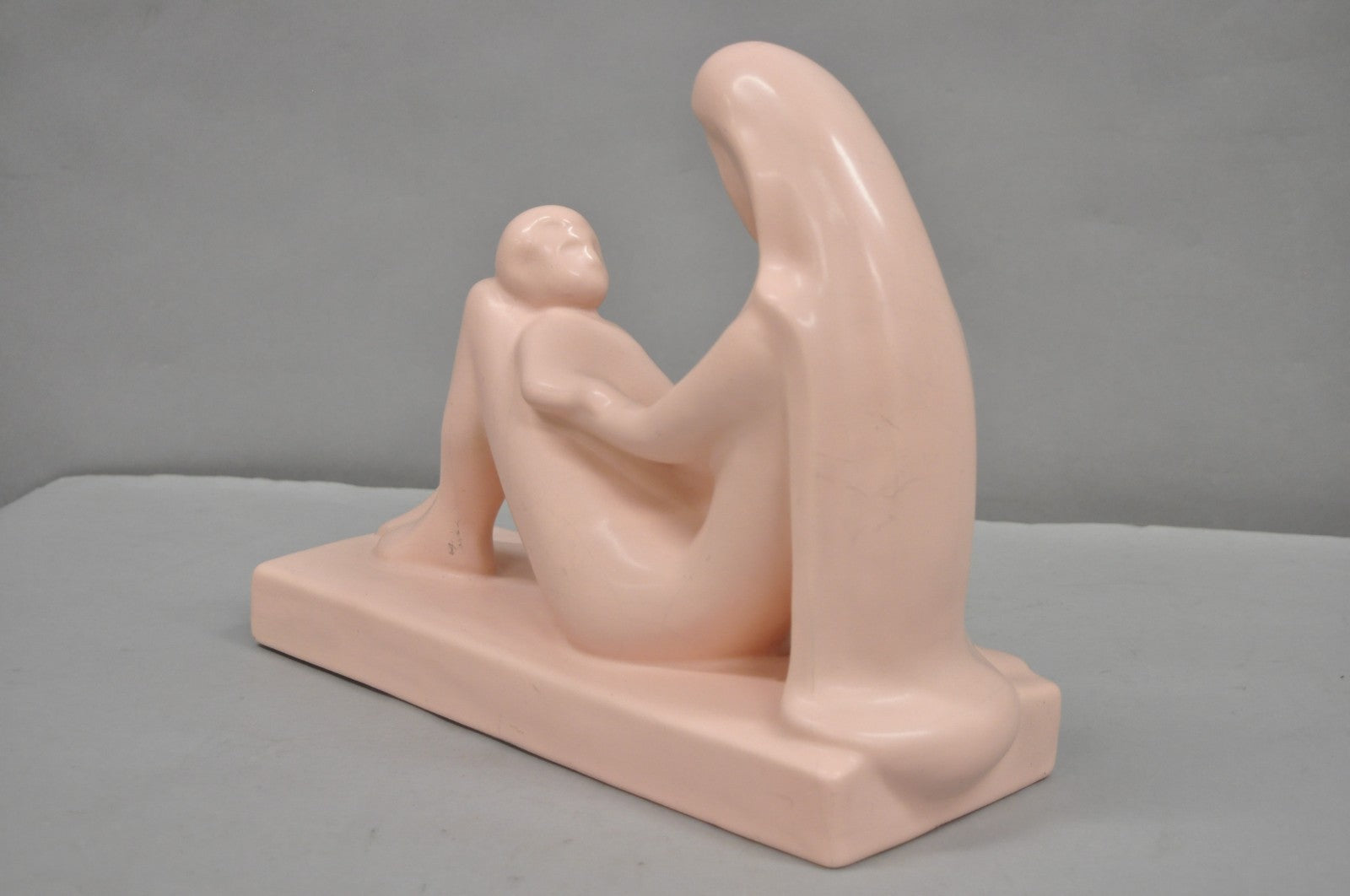 Vintage Royal Haeger "Mother and Child" Pale Pink Ceramic Statue Sculpture