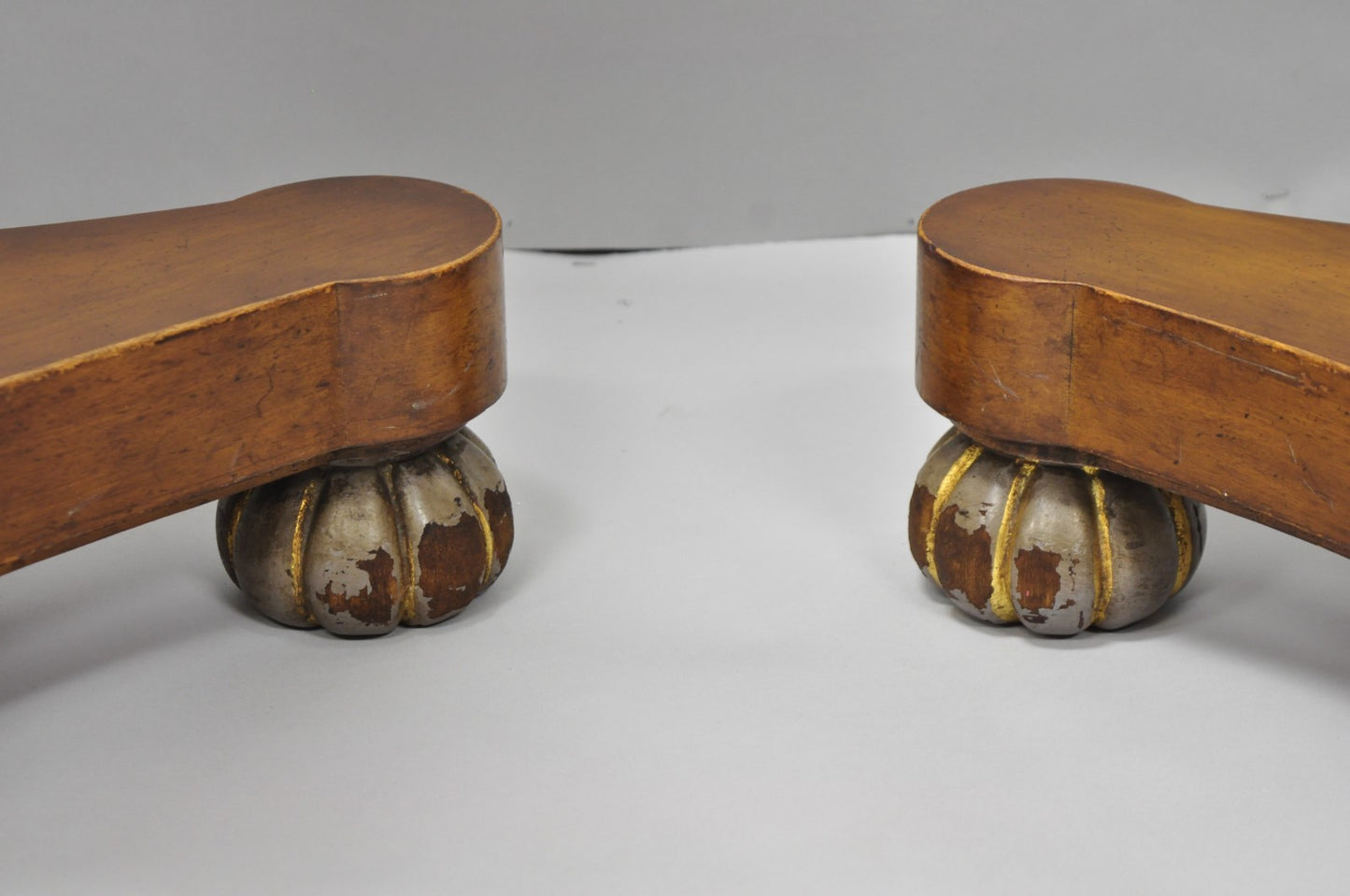 Vintage Italian Neoclassical Style Urn Pedestal Round Marble Side Tables - Pair