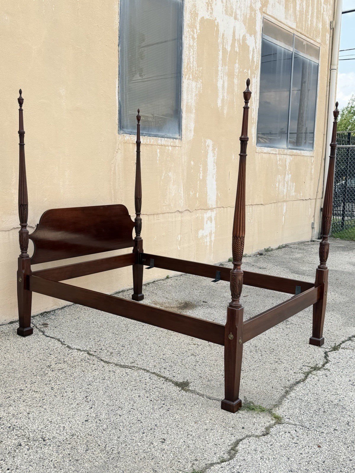 Vintage Georgian Federal Style Mahogany Four Poster Rice Carved Queen Sz Bed
