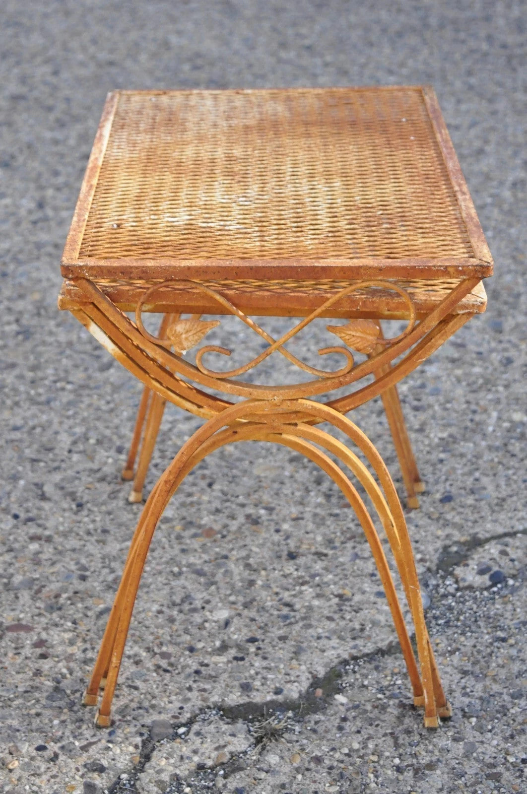 Vintage Salterini Mid Century Modern Wrought Iron Nesting Side Tables - Set of 3