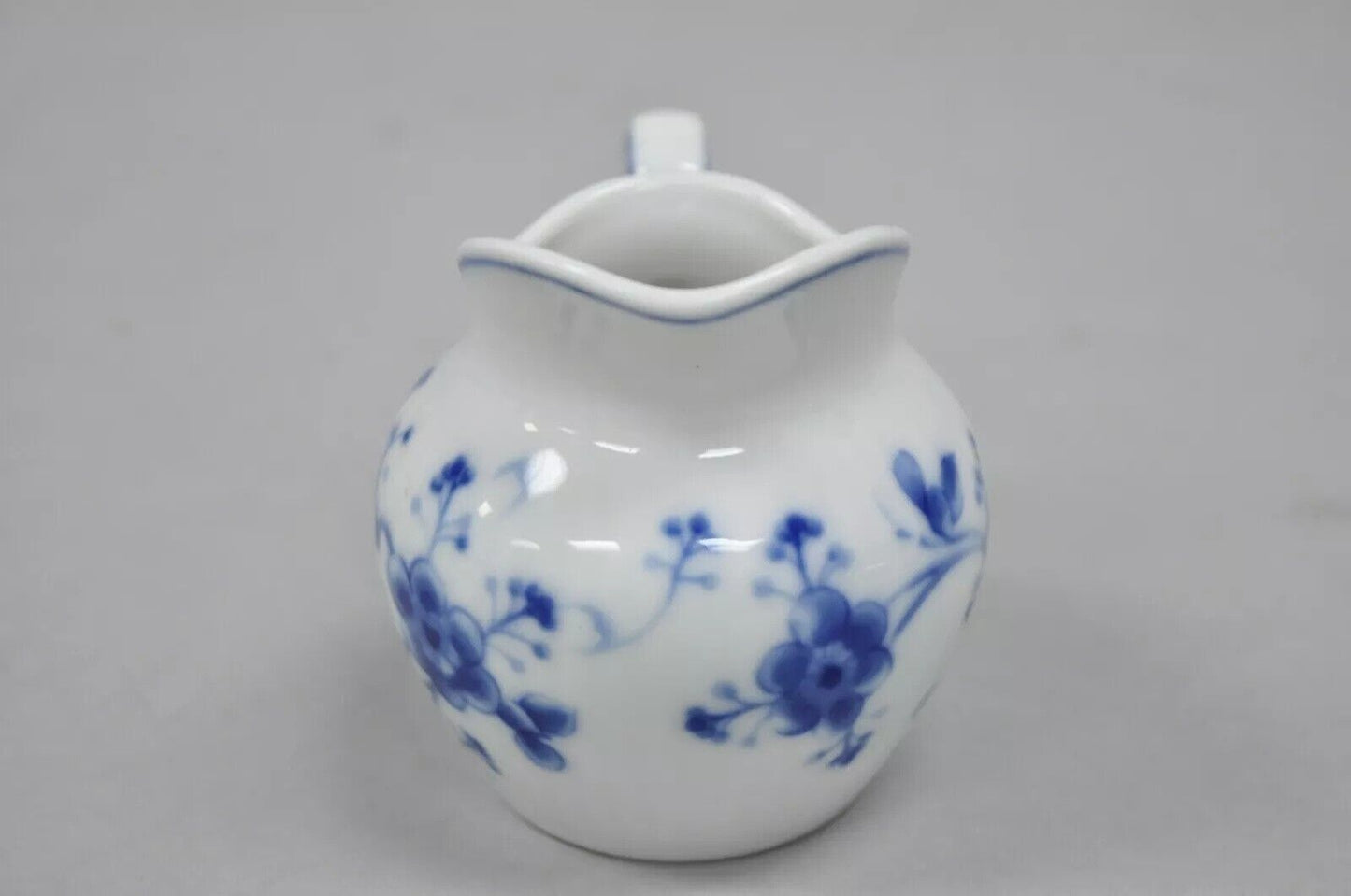 Mini Creamer 3.25" Porcelain Victoria Blue 7050 by SIGMA