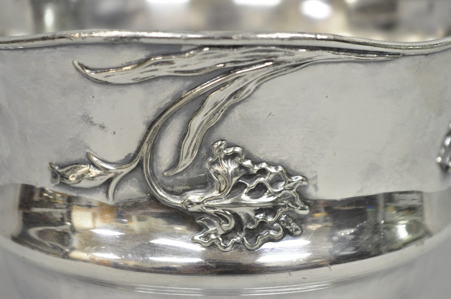 Art Nouveau Silver Plated Floral Repousse Champagne Chiller Wine Bottle Coaster