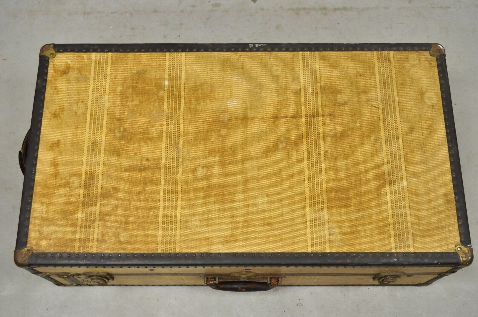 Antique Overland Trunk Wardrobe Fitted Steamer Trunk Luggage Closet