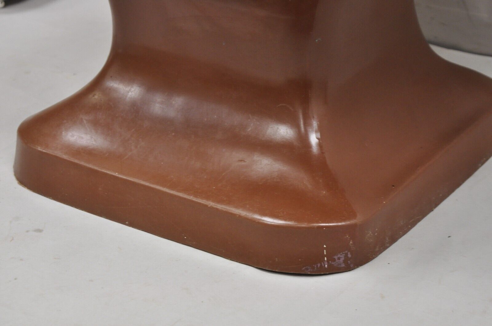 Vintage Mid Century Modern 1980s Brown Molded Plastic Hand Chair