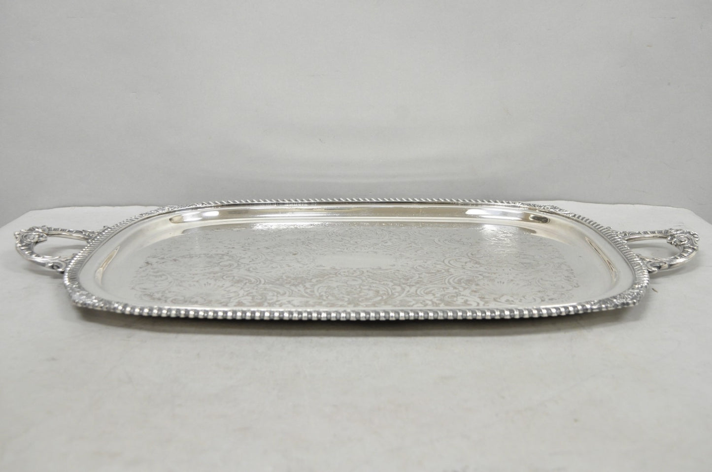 English Victorian Silver Plated Twin Handle Butlers Serving Platter Bar Tray