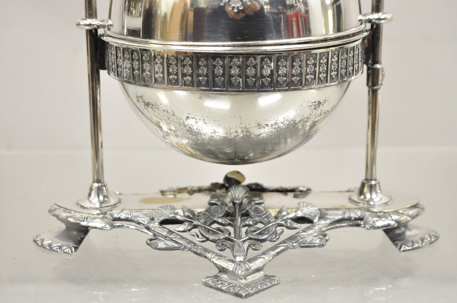 Antique Meriden Co Victorian Silver Plated Covered Butter Butler Butter Dish