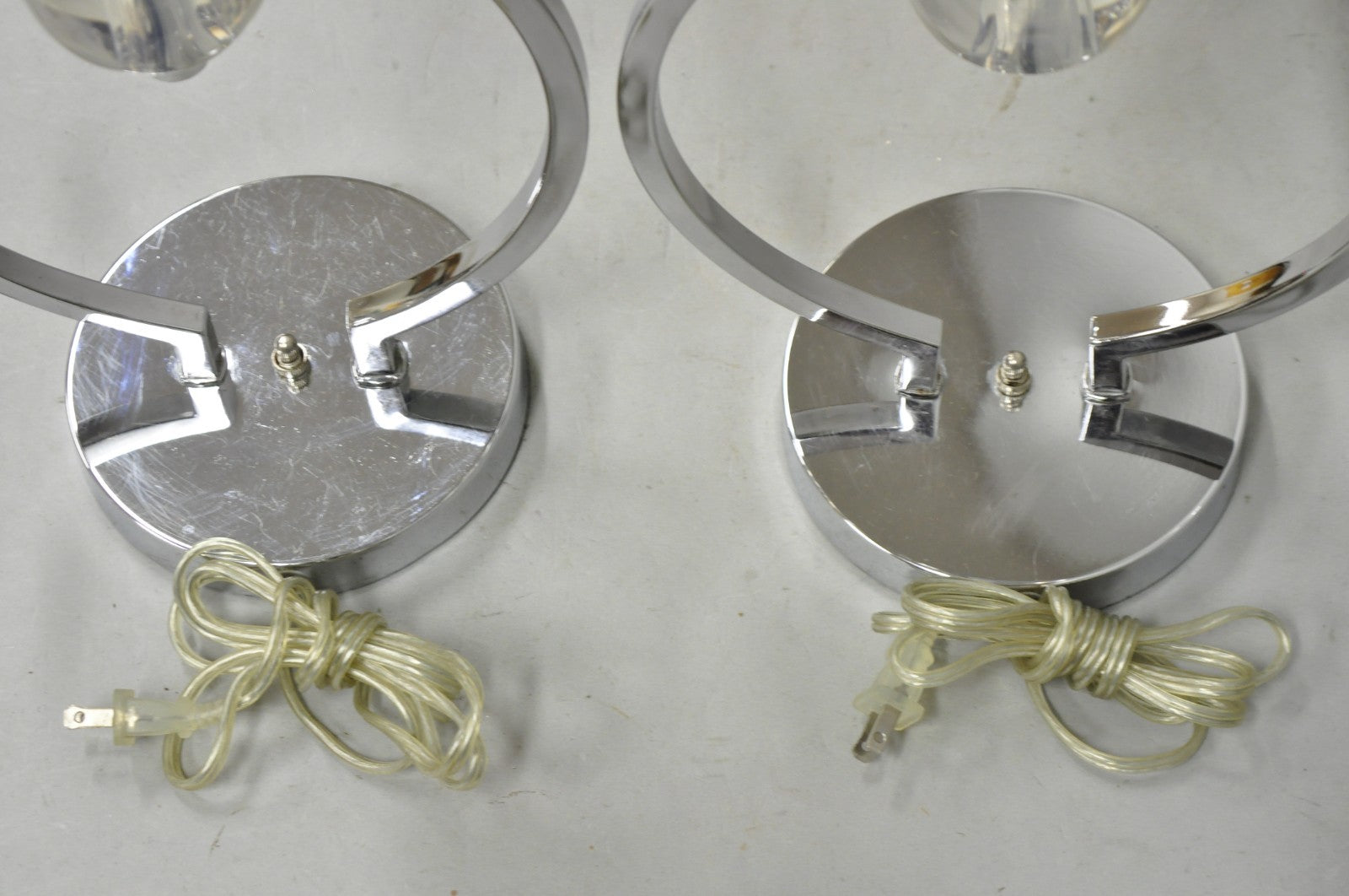 Vintage Postmodern MCM Hivo Van Teal Sculptural Lucite & Chrome Table Lamps Pair