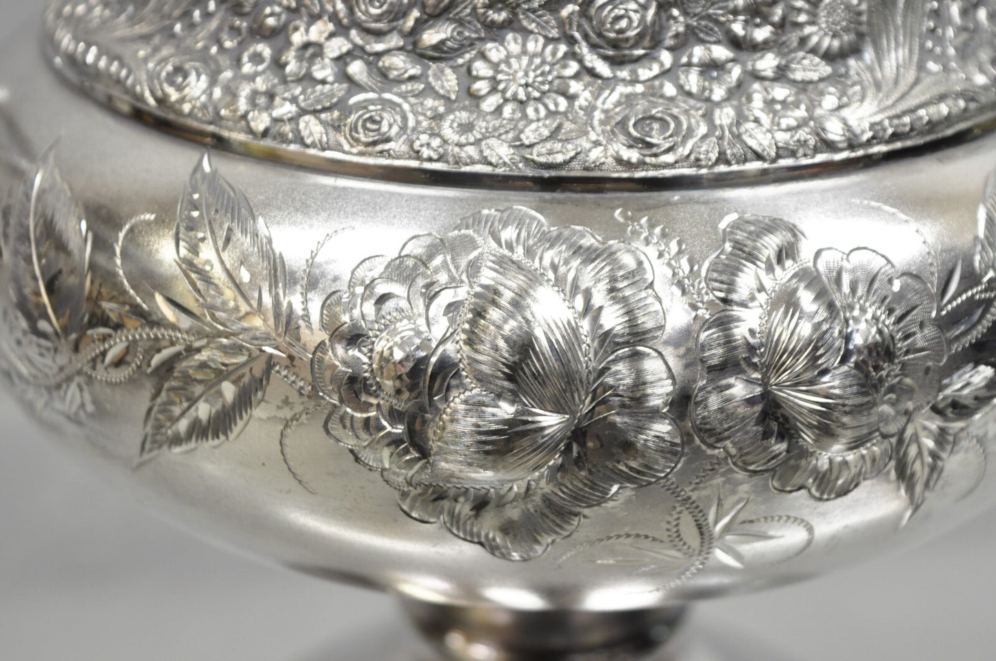 Antique Mead & Robbins Victorian Silver Plated Floral Repousse Fancy Soup Tureen